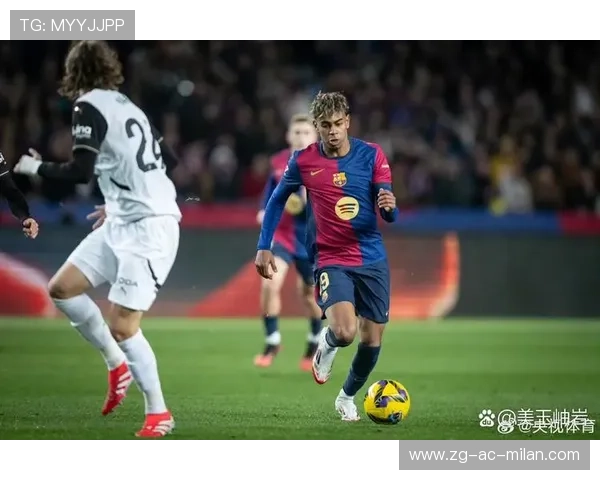 巴萨图兰中路低射轻松得分，年轻人表现亮眼！